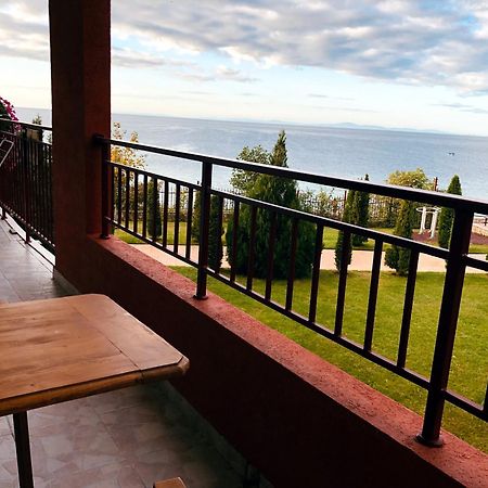 Beautiful Apartment Right By The Sea, Sveti Vlas Exterior photo