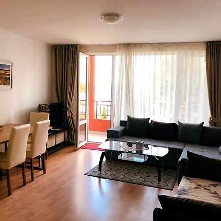 Beautiful Apartment Right By The Sea, Sveti Vlas Exterior photo